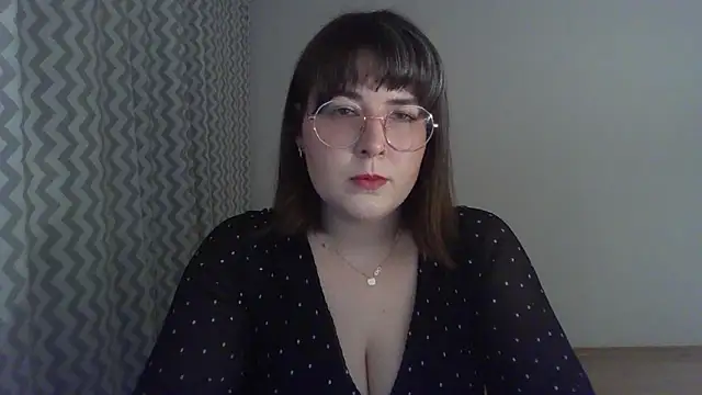 Snapshot of ClaraHard chatting on 03-05-26, 06:48 ClaraHard online show from 03-05-26, 06:48