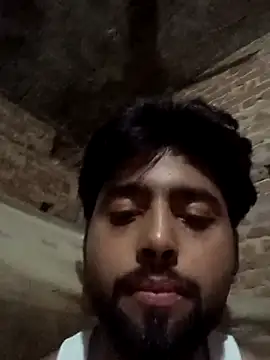 Snapshot of rockmen04 chatting on 04-03-26, 06:39 rockmen04 online show from 04-03-26, 06:39