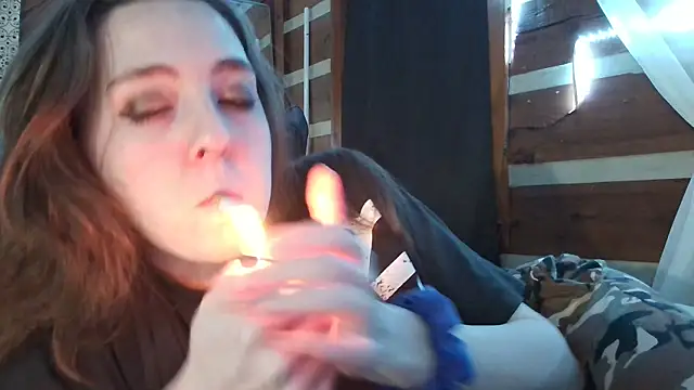 PixieGal01 online show from 03-09-26, 05:55