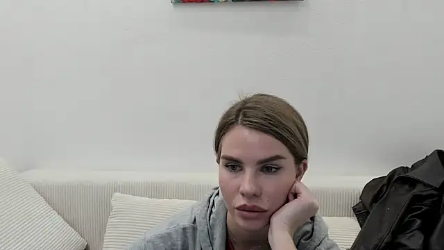 MollyCem online show from 03-11-26, 05:08