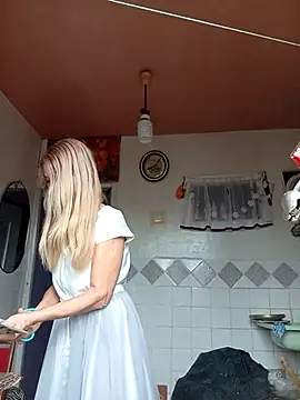 ViktoriaSexi1 online show from 04-04-26, 05:06