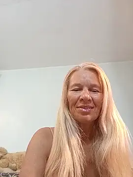 ViktoriaSexi1 online show from 06-07-26, 08:01
