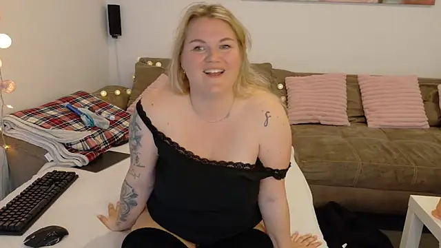 Jolina Juice online show from 03-26-26, 07:25