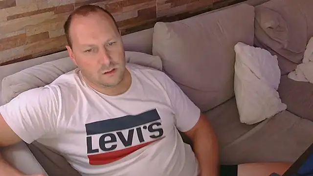 lustonfan online show from 04-16-26, 12:50