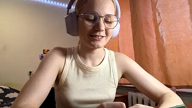 LolaSpermina online show from 03-06-26, 02:13