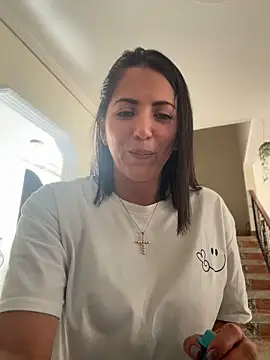 Snapshot of SamanthaWalker_ chatting on 06-11-26, 02:59 SamanthaWalker online show from 06-11-26, 02:59
