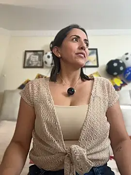 SamanthaWalker  online show from 07-11-26, 03:59