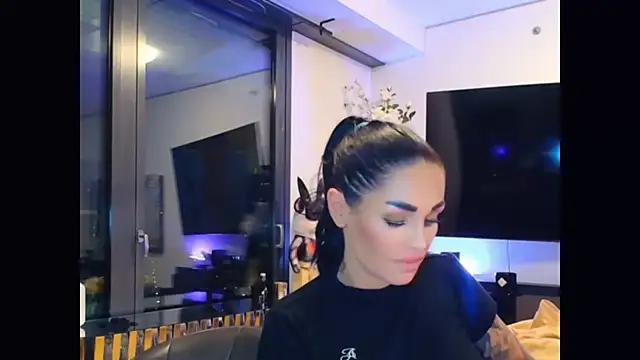 AMBER HARD online show from 04-26-26, 03:26