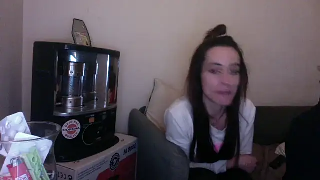 chiara-mario online show from 03-04-26, 04:46