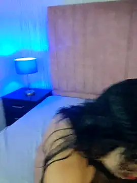 AriaMontes online show from 05-04-26, 12:01