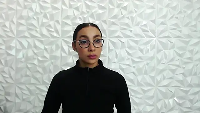 SOPHIA ZC online show from 05-01-26, 07:29