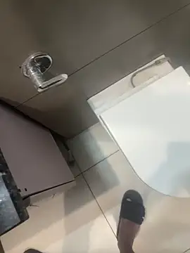 Vibrator2509 online show from 04-19-26, 06:32