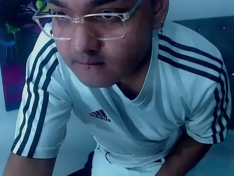 XNoahDeepThroatX online show from 03-12-26, 05:02