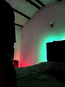 Snapshot of Decker_Velvett chatting on 03-10-26, 04:50 Decker Velvett online show from 03-10-26, 04:50