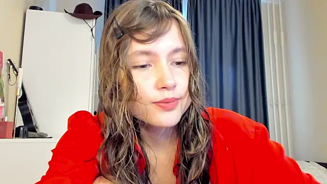 Snapshot of MaryannSofts chatting on 07-26-26, 01:51 MaryannSofts online show from 07-26-26, 01:51