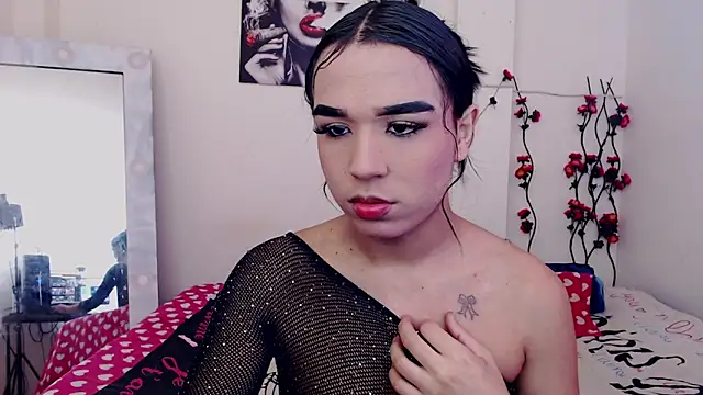 Candyy doll   online show from 04-20-26, 07:48