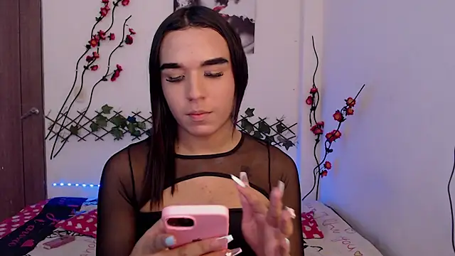 Candyy doll   online show from 04-25-26, 04:04