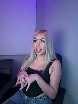 Megan sexrosse online show from 03-10-26, 01:54