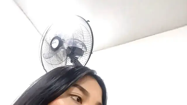 IngridBoyea online show from 03-11-26, 09:37