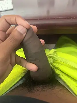 Snapshot of sexcboi69 chatting on 03-18-26, 03:37 sexcboi69 online show from 03-18-26, 03:37