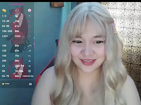Snapshot of mabyhot16 chatting on 07-11-26, 04:37 mabyhot16 online show from 07-11-26, 04:37