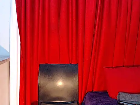 Snapshot of DarkDivva18 chatting on 05-05-26, 03:42 DarkDivva18 online show from 05-05-26, 03:42
