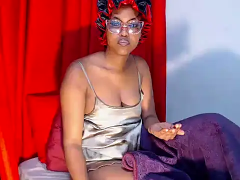 DarkDivva18 online show from 07-25-26, 03:26