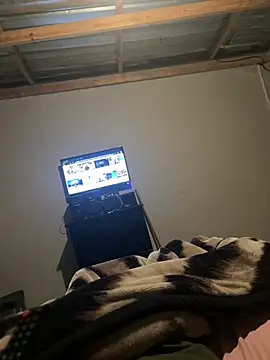 hoodgeee online show from 07-26-26, 05:09