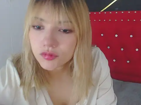 danielawidx online show from 03-27-26, 11:04