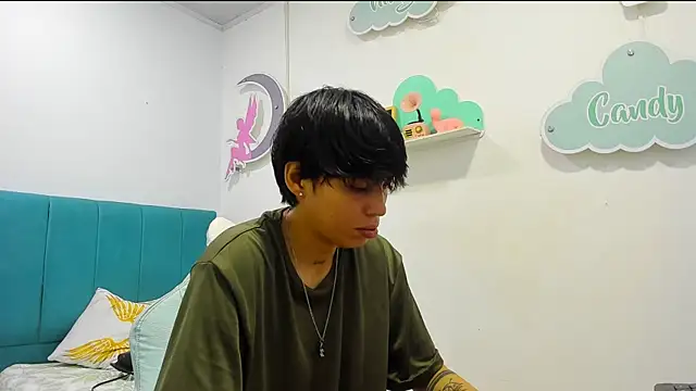 ivyheat3 online show from 04-28-26, 03:11