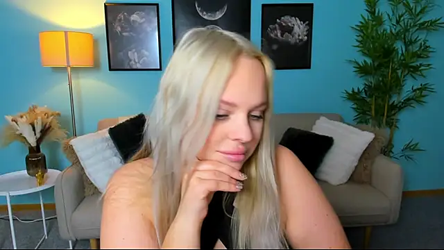 Snapshot of Nikolla_ chatting on 03-07-26, 02:47 Nikolla online show from 03-07-26, 02:47