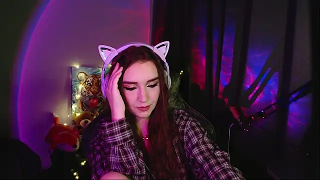 Celia Sensual  online show from 06-06-26, 07:40
