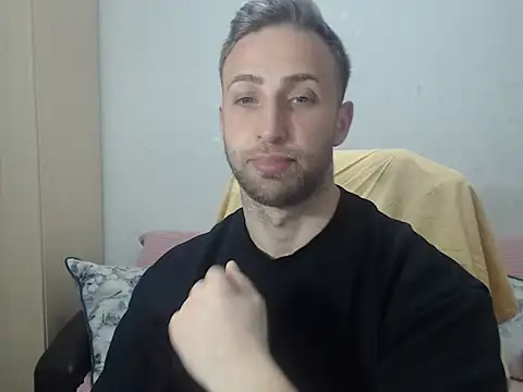 BlondEagleMuscle online show from 03-18-26, 03:48