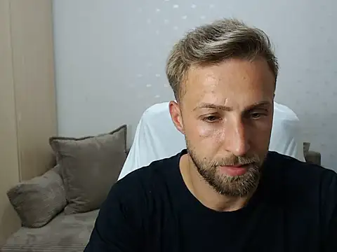 BlondEagleMuscle online show from 07-27-26, 08:49