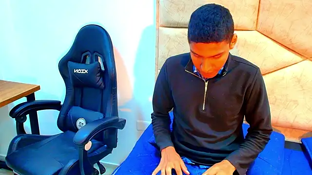 darkknight xx online show from 03-10-26, 07:30