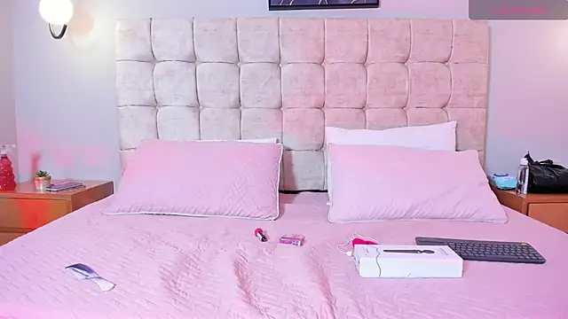 Katty cute19 online show from 04-24-26, 03:53