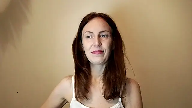 Snapshot of AnnaTight chatting on 03-19-26, 10:03 AnnaTight online show from 03-19-26, 10:03