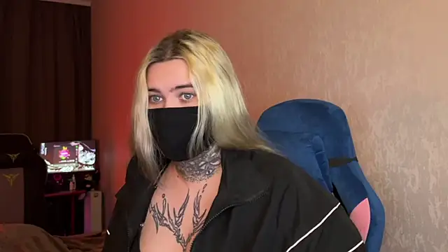 Xtoni  online show from 03-09-26, 12:03