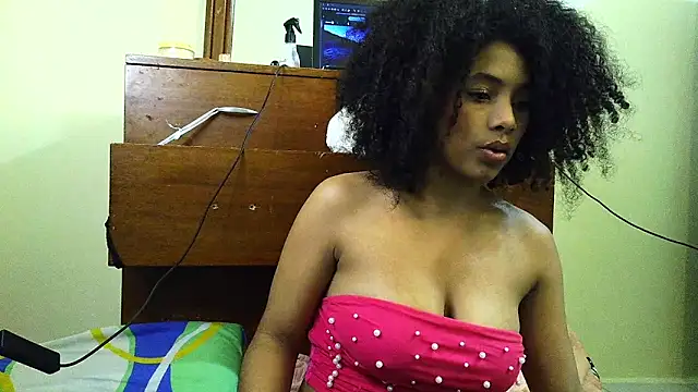 Larita curly online show from 04-24-26, 10:45