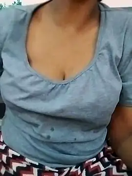 Snapshot of Hot-Muskan21 chatting on 03-15-26, 08:09 Hot-Muskan21 online show from 03-15-26, 08:09