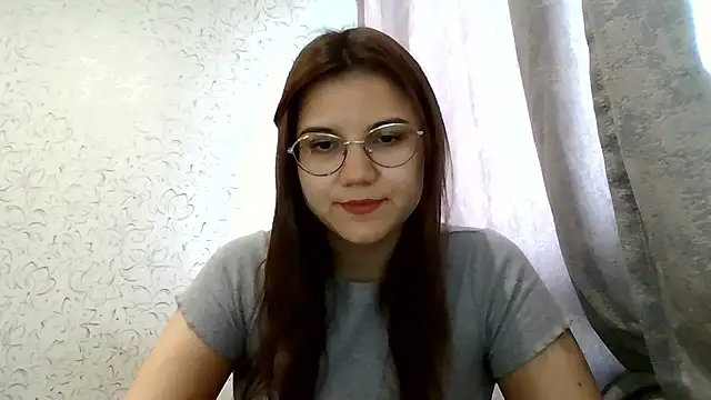 Snapshot of Aurora_Breeze chatting on 06-13-26, 09:40 Aurora Breeze online show from 06-13-26, 09:40