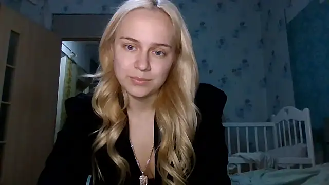 Barbie   girl online show from 04-10-26, 04:23