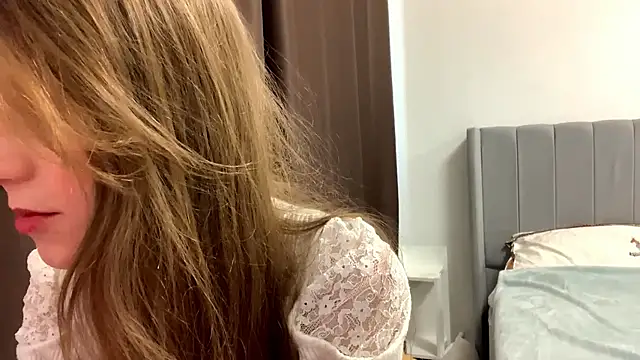 Kissme Kira online show from 04-23-26, 09:19