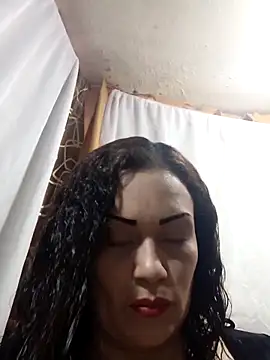 Snapshot of maroita chatting on 05-22-26, 01:28 maroita online show from 05-22-26, 01:28