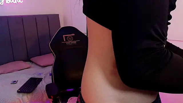 KVAS TAY1 online show from 03-18-26, 03:04