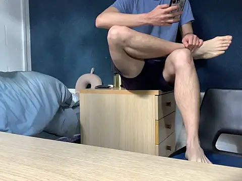 hoppyhops online show from 04-19-26, 02:27