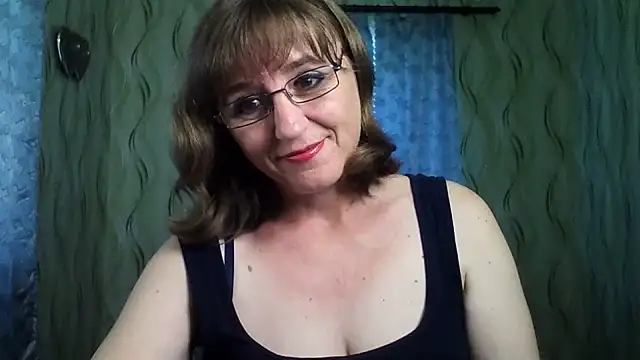 Snapshot of Alisaprice077 chatting on 06-21-26, 06:38 Alisaprice077 online show from 06-21-26, 06:38