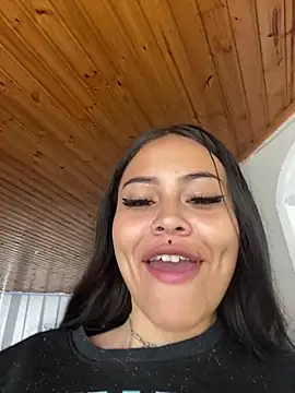 Cloe pink1 online show from 04-01-26, 01:34