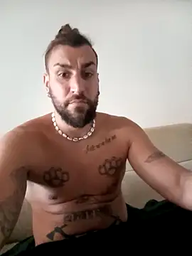 Jjkkhjfeuo online show from 03-25-26, 04:13