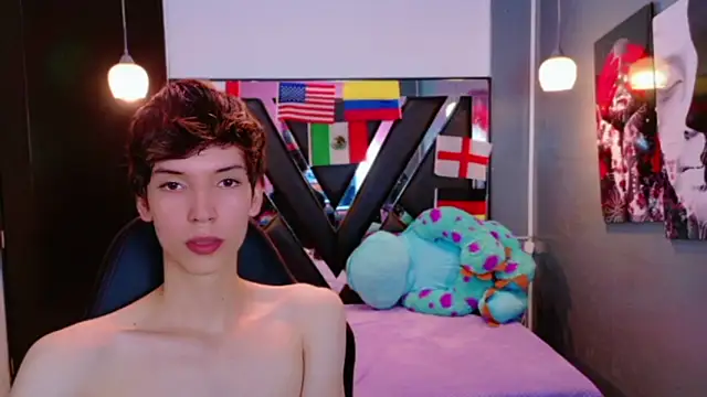 Snapshot of Stefany_PiInk chatting on 06-12-26, 12:48 Stefany PiInk online show from 06-12-26, 12:48